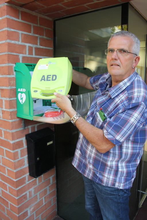 Defibrillator Pfarrheim Pr__sentation 01-10-2015 _5_.JPG