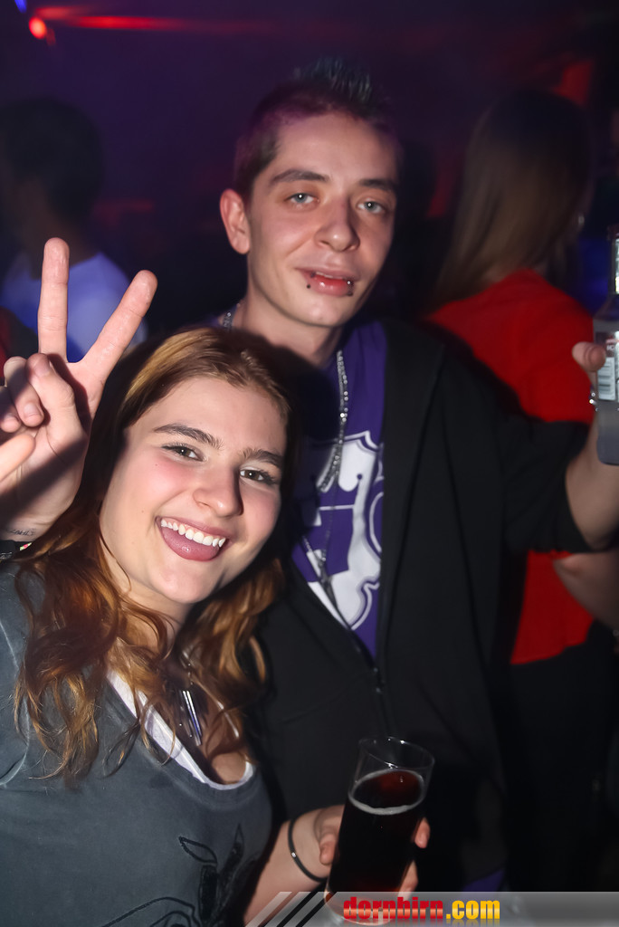 14122133.jpg