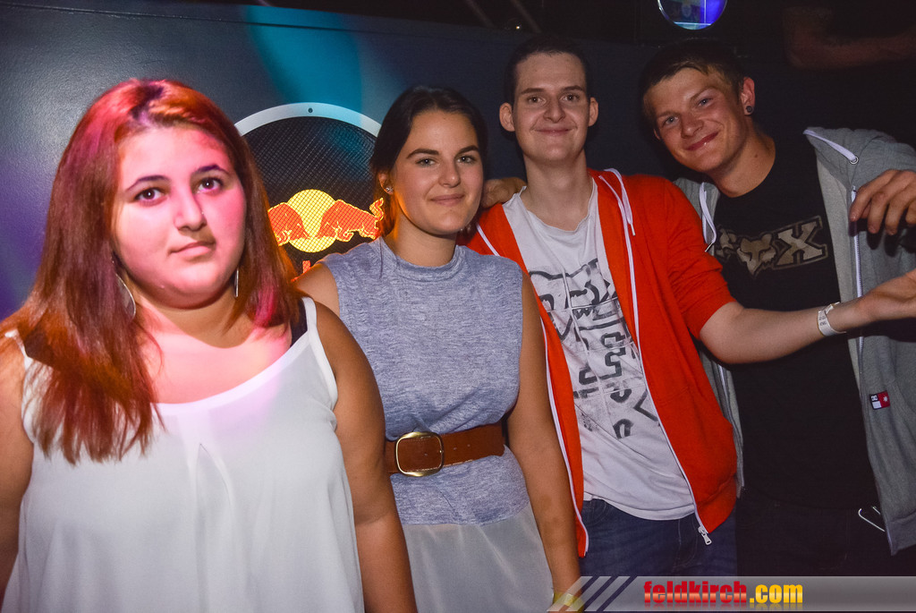 14122283.jpg