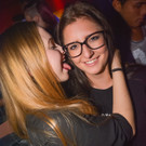 14122281.jpg