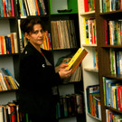 Sveta_ B__cherauswahl bei Carla.JPG