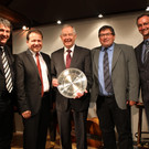 Ehrenringtr__ger Mitte mit den Bgm_ Michael Tinkhauser Harald Witwer Willi M__ller u_ Dieter Lauermann.JPG