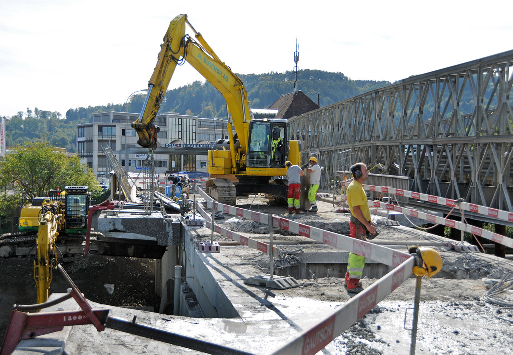Bru__ckenabbruch 05-10-2015 28.jpg