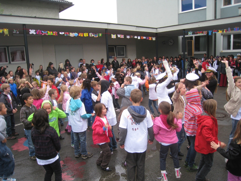 Spielplatz Eroeffnung Schulfest 2010 _32__jpg-1275494049