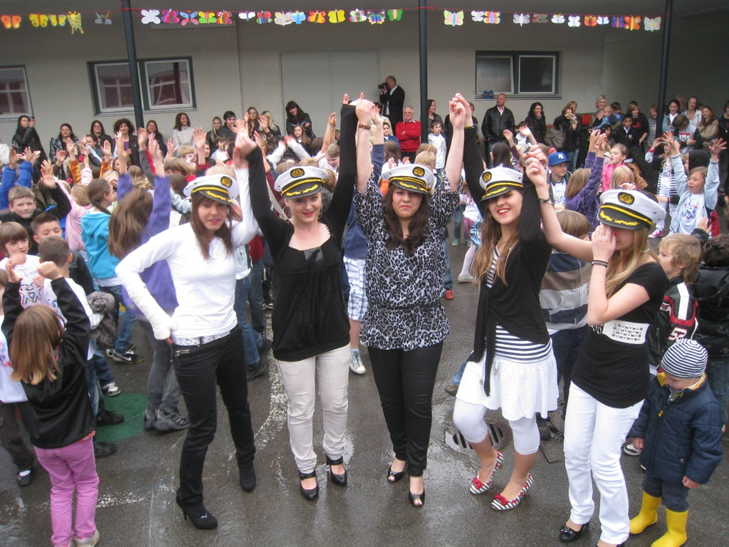 Spielplatz Eroeffnung Schulfest 2010 _34__jpg-1275494079