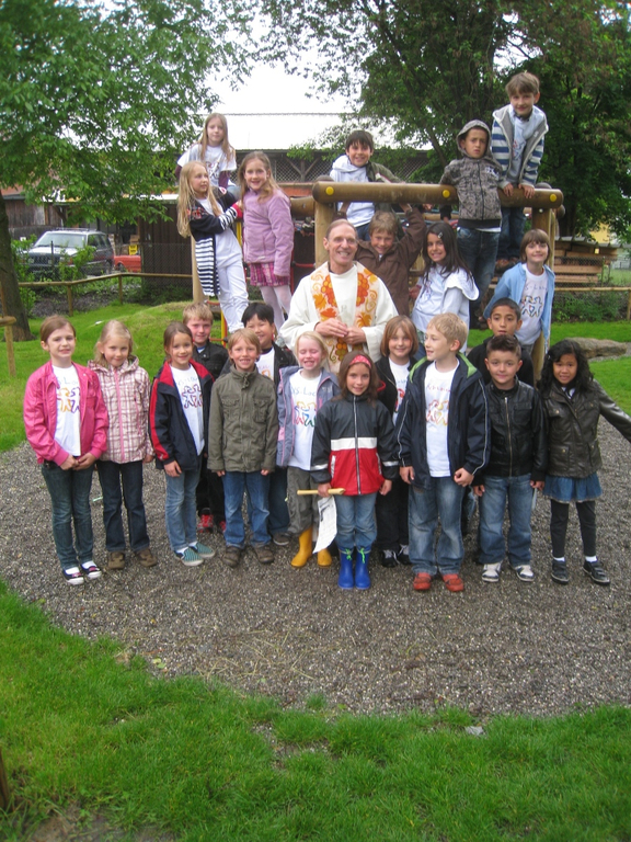 Spielplatz Eroeffnung Schulfest 2010 _49__jpg-1275494315