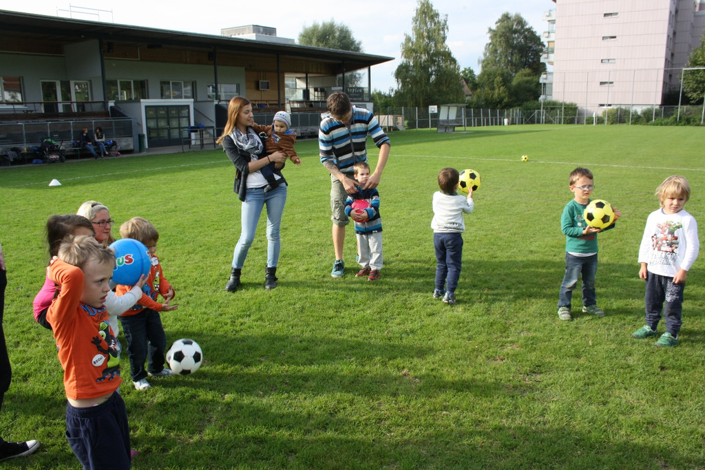 Fu__ball BAMBINI Ballschule 2015 _7_.JPG