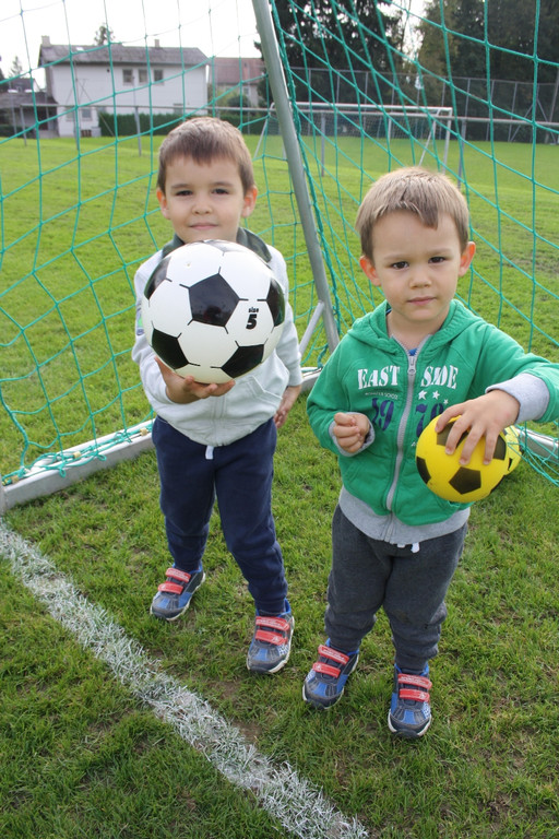 Fu__ball BAMBINI Ballschule 2015 _3_.JPG