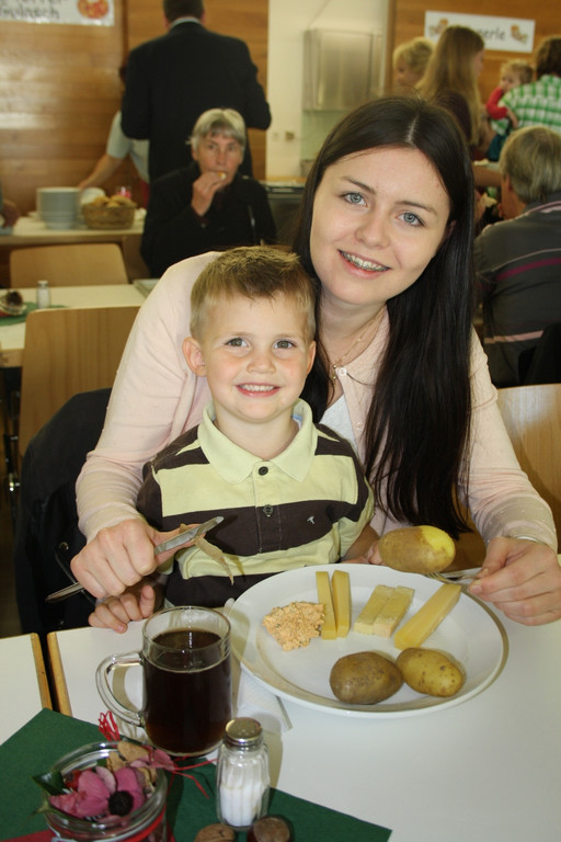 Kartoffeltag Missionskreis Termin 2015 _12_.JPG