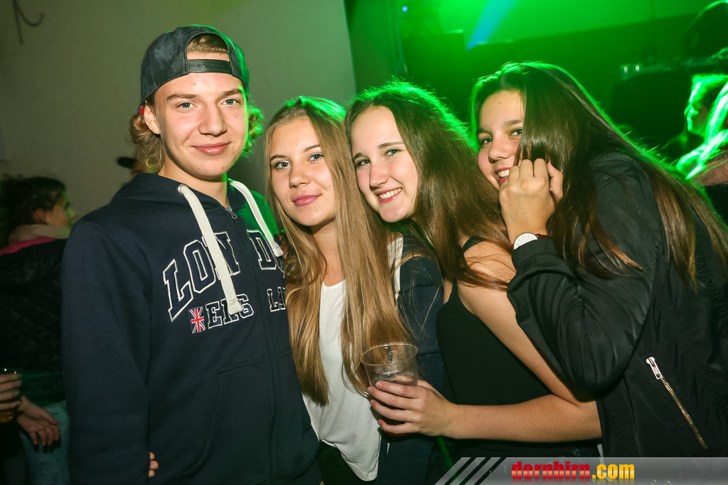 14128401.jpg