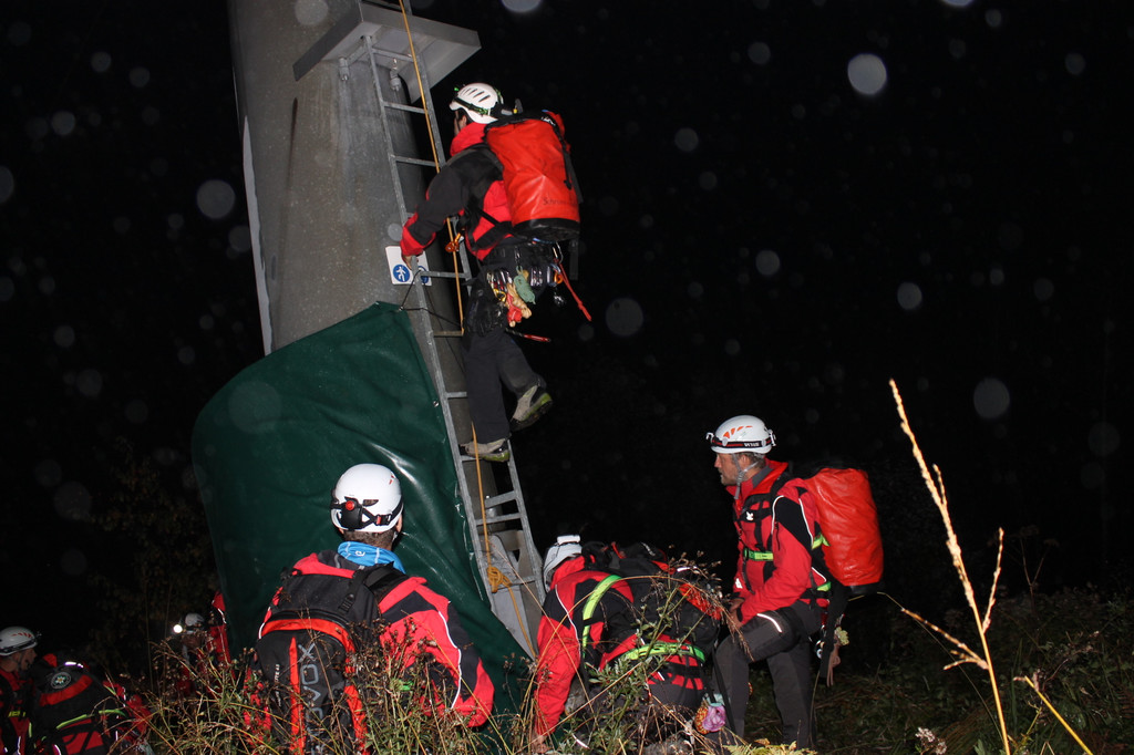 Bergrettungs__bung Muttersber 2015 4.JPG