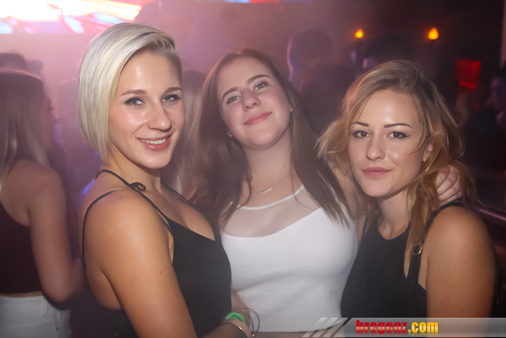 14129338.jpg