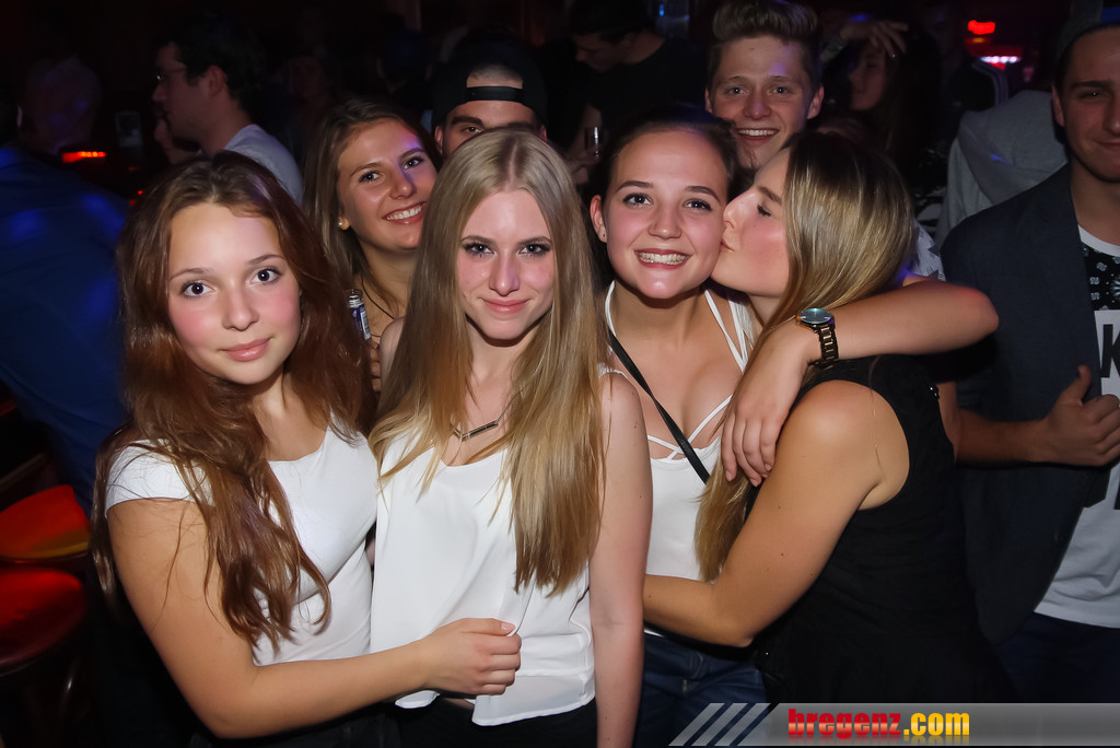 14129333.jpg