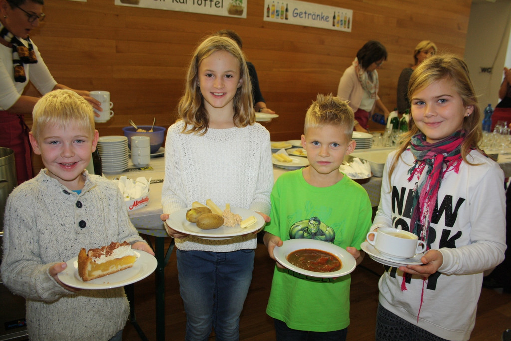 Kartoffeltag Missionskreis Lochau 2015 _5_.JPG