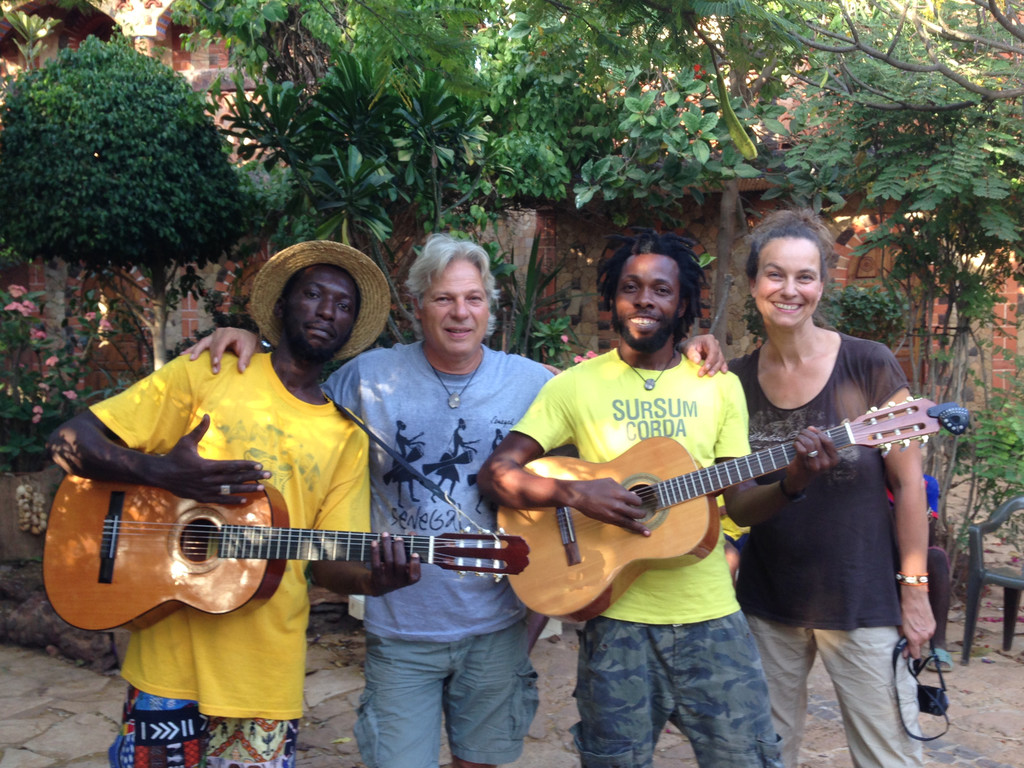 Freunde im Senegal mit Natalie Moosmann.JPG