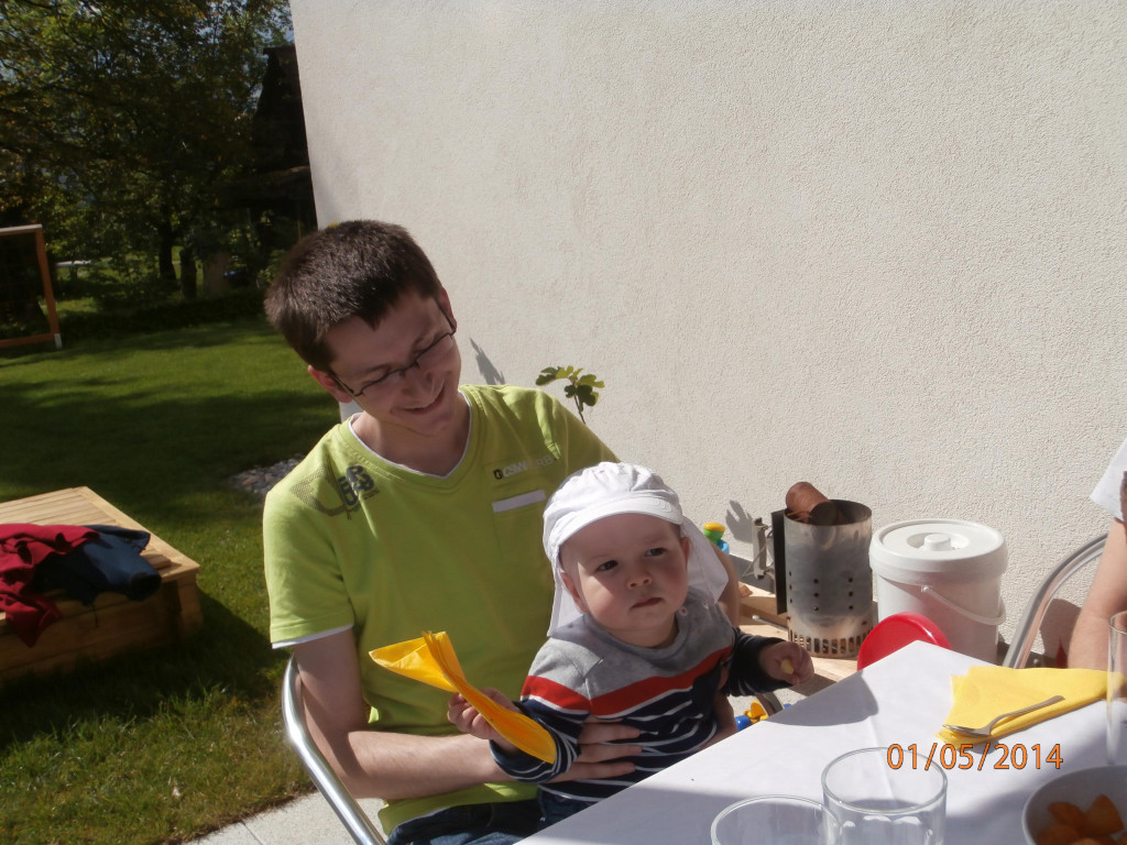 Daniel und Neffe Felix.JPG