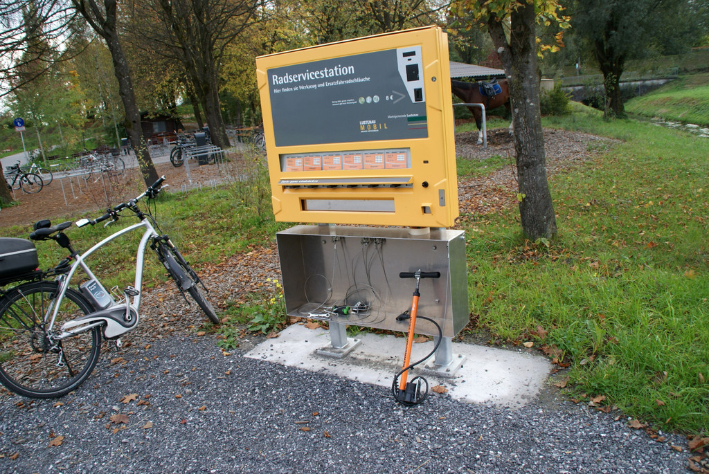 Keine Sorge vor einer Radpanne.JPG