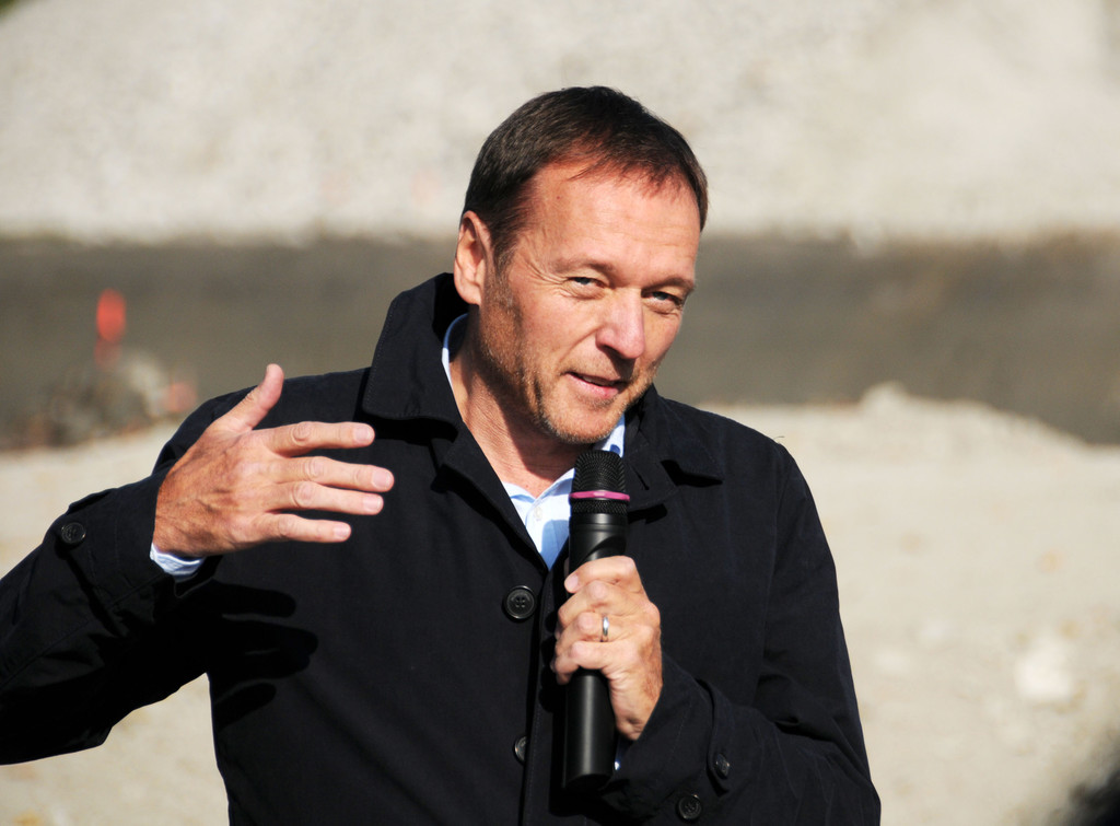 Arch_Helmut Dietrich.jpg