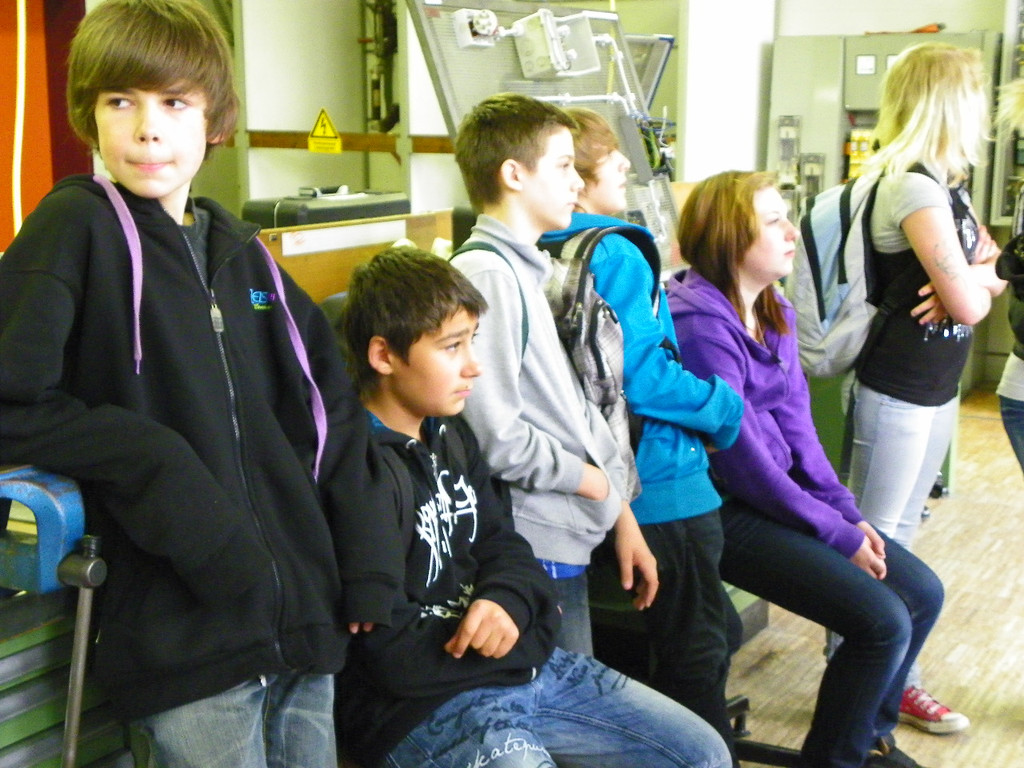 102_0413_jpg-1275610485