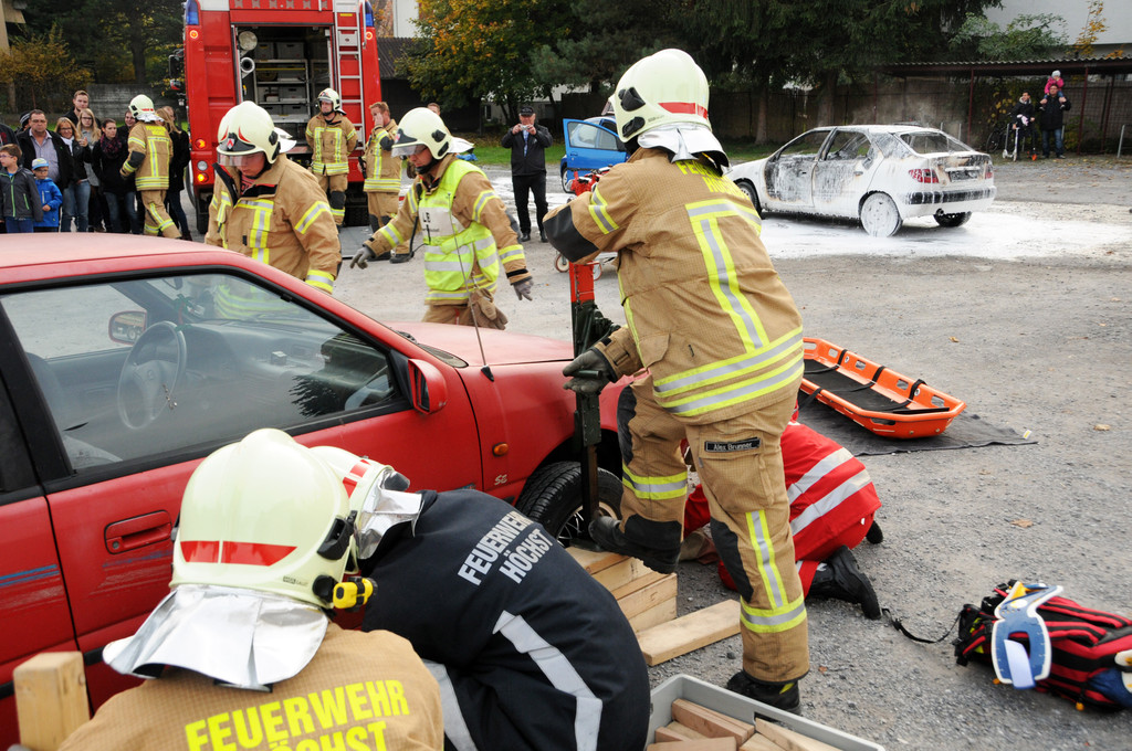 Feuerwehr Ho__chst 24-10-2015 101.jpg