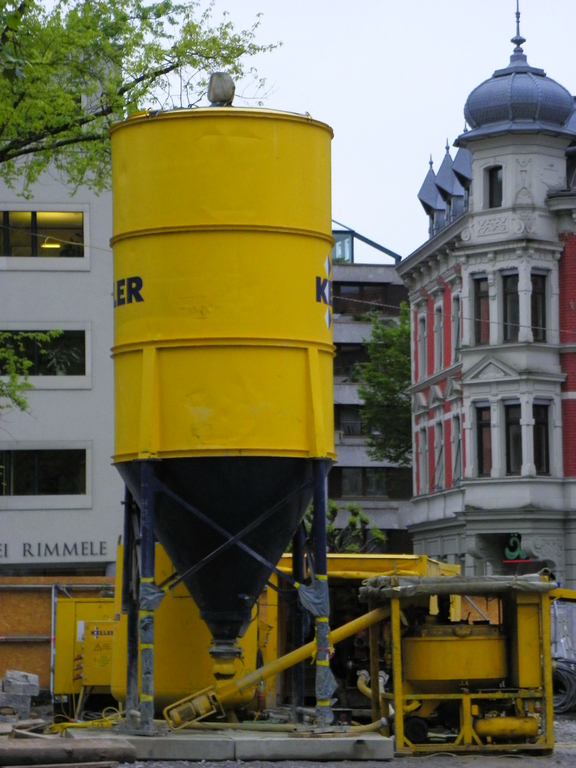 102_0646_jpg-1275655750