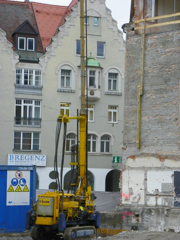 102_0647_jpg-1275655759