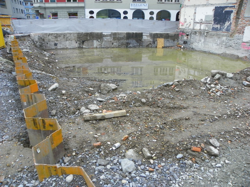 102_0658_jpg-1275655833