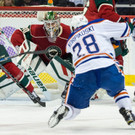 2015-10-28T015857Z_28058433_NOCID_RTRMADP_3_NHL-EDMONTON-OILERS-AT-MINNESOTA-WILD.JPG