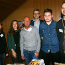 Rainer N__gele mit seinem Nachbaur-Team.JPG