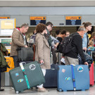 Lufthansa-Flugbegleiter setzten Streik fort: Am Flughafen Frankfurt