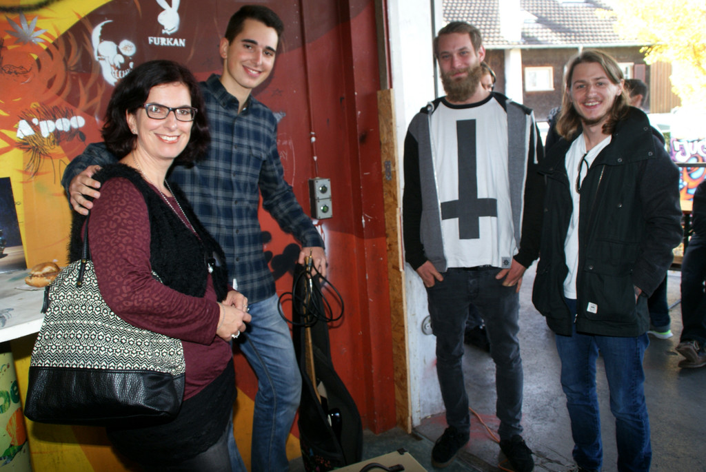 Man verbrachte vergn__gte Stunden in der CFY.JPG