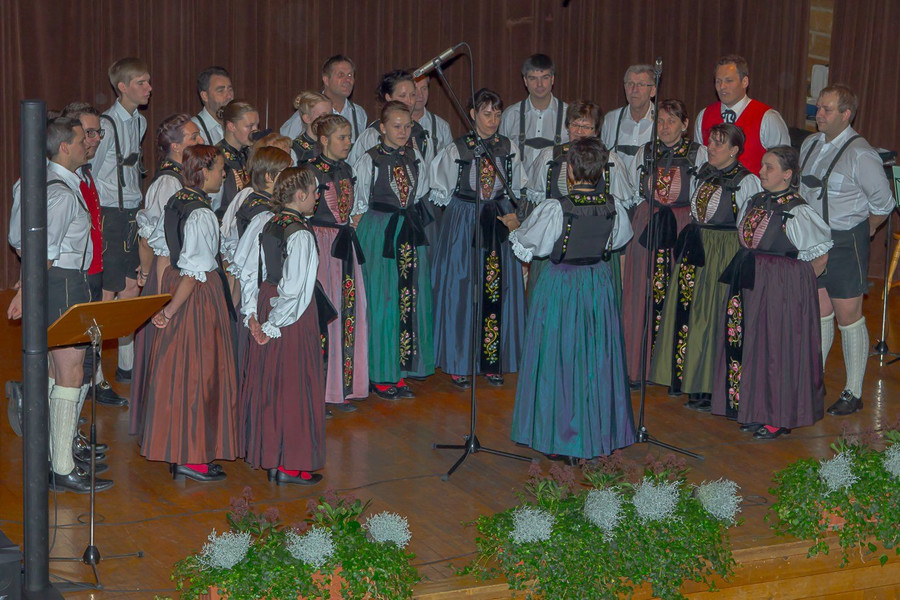 20151107_Trachtengruppe_019.jpg