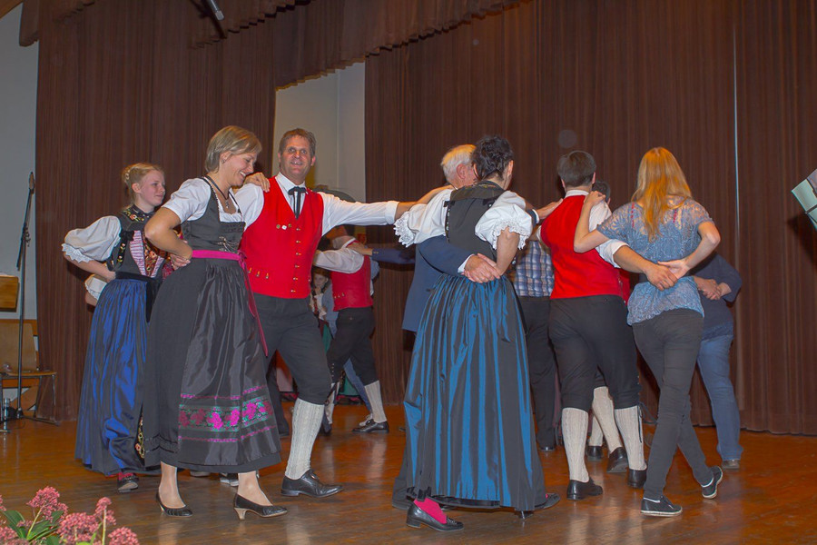 20151107_Trachtengruppe_036.jpg