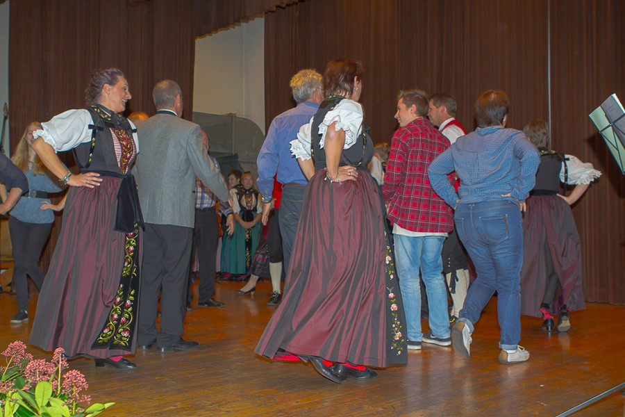 20151107_Trachtengruppe_038.jpg