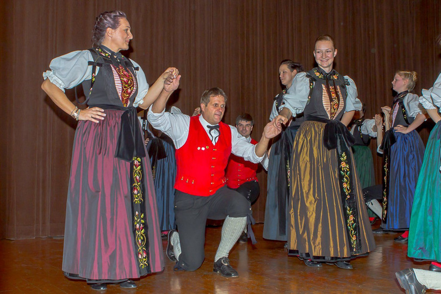20151107_Trachtengruppe_011.jpg