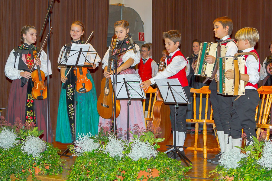 20151107_Trachtengruppe_015.jpg