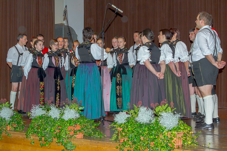 20151107_Trachtengruppe_016.jpg