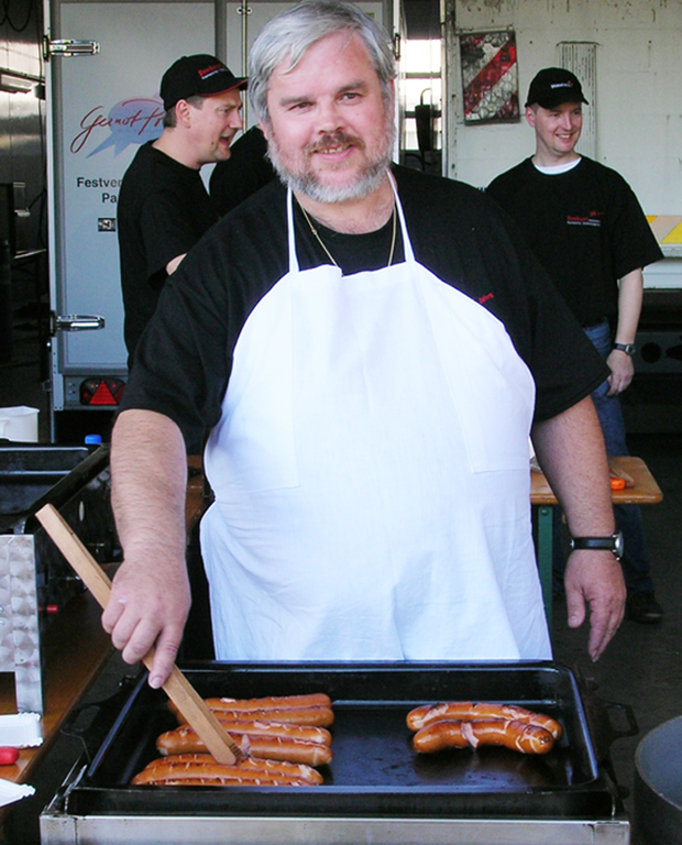 Fenkart8Grill_jpg-1275817593