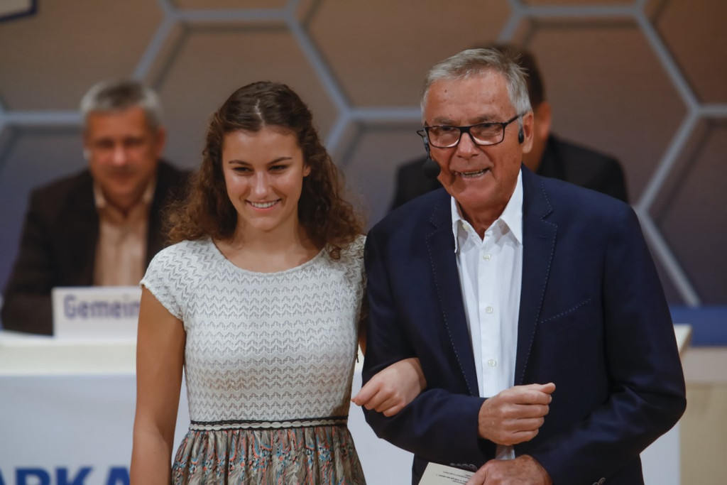 1 Asistentin Hannah bei G__nter Polanec.jpg
