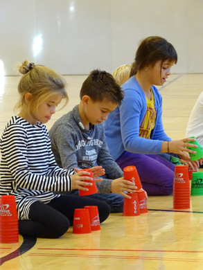 Chefhand Helferhand Stacking.JPG