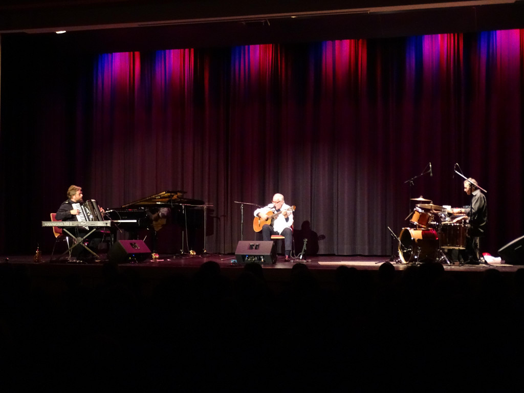 Giorgio Conte und Band 1.JPG
