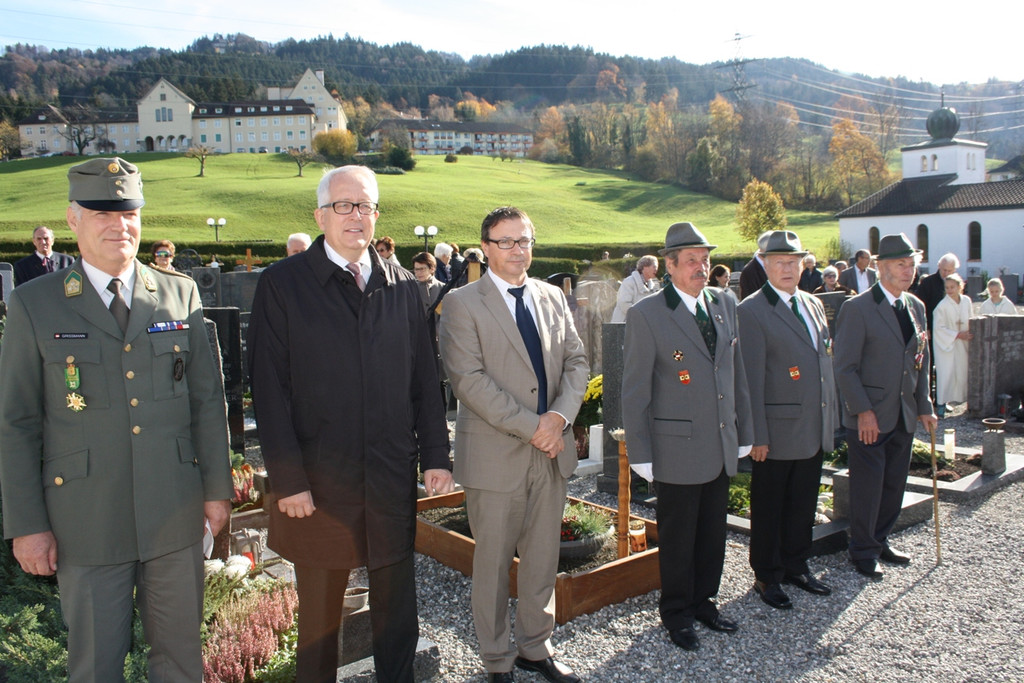 Seelensonntag KRIEGERDENKMAL Gedenken 2015 _22_.JPG