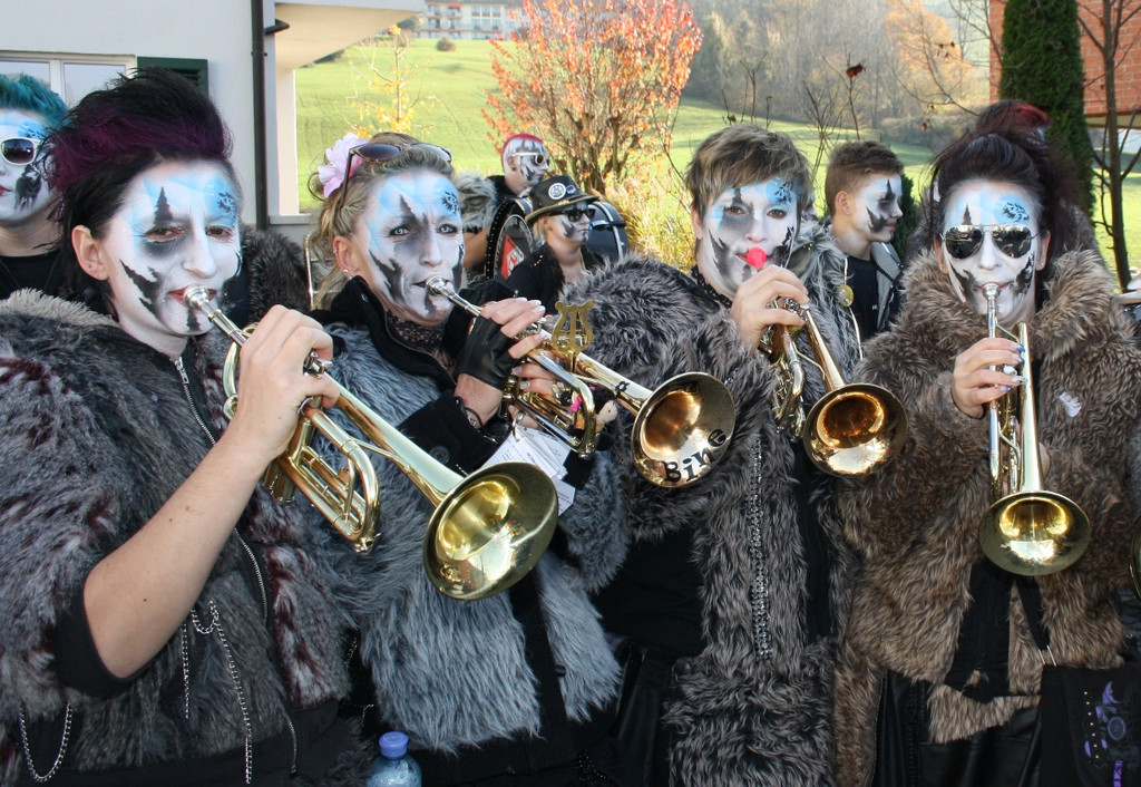 Fasching AUFTAKT in Lochau Pf__tza Pfiefa am 11-11-2015 _14_.JPG