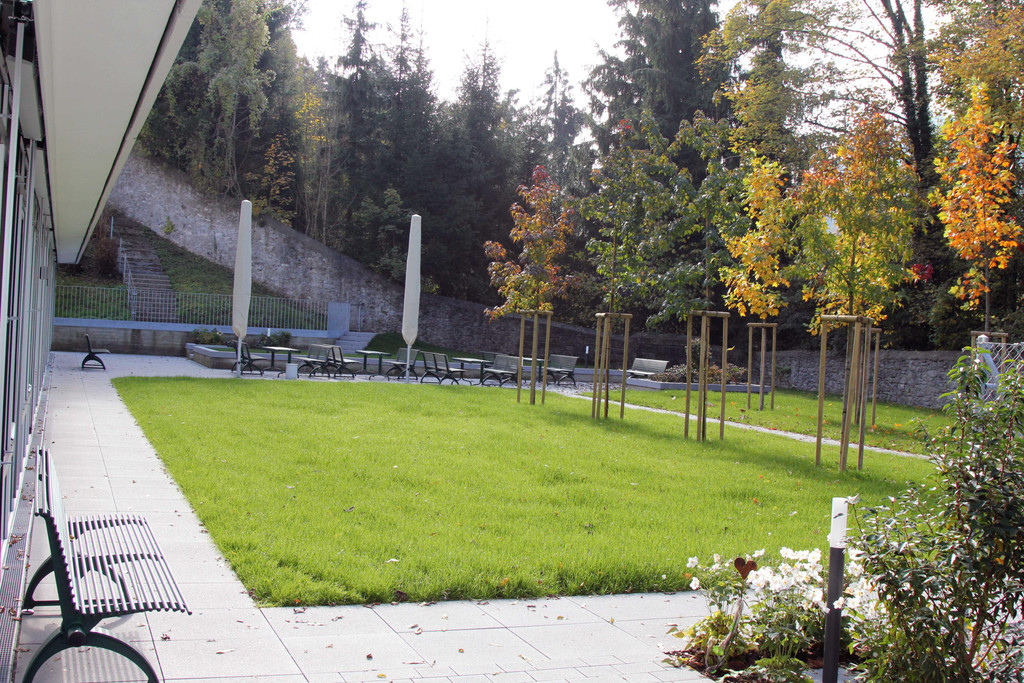LKHR_Gerontopsych_ Garten.JPG