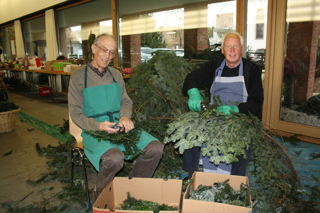 Adventkranzaktion Missionskreis Termin 2015 _8_.JPG