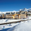 310_hotel-steiner-aussenansicht-im-winter.jpg