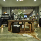Neuer Fashion-Concept Store in Wien: Design mit Wein