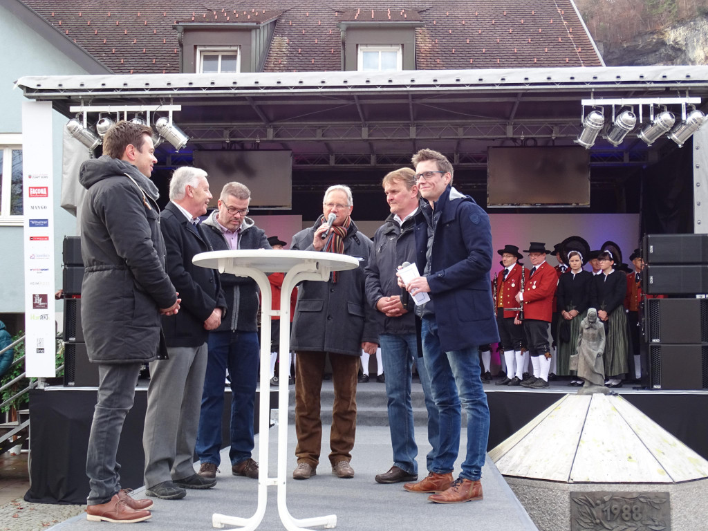 Talk __ber Martini Markt 2.JPG