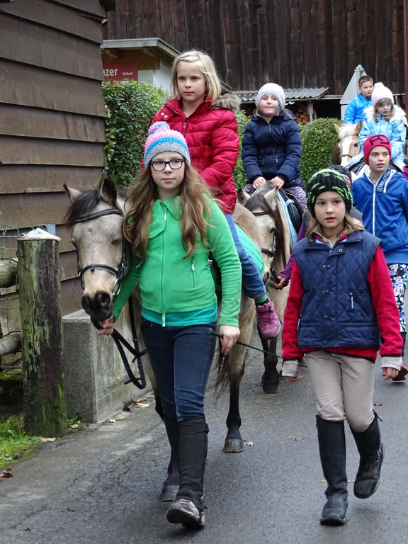 Ponyreiten.JPG