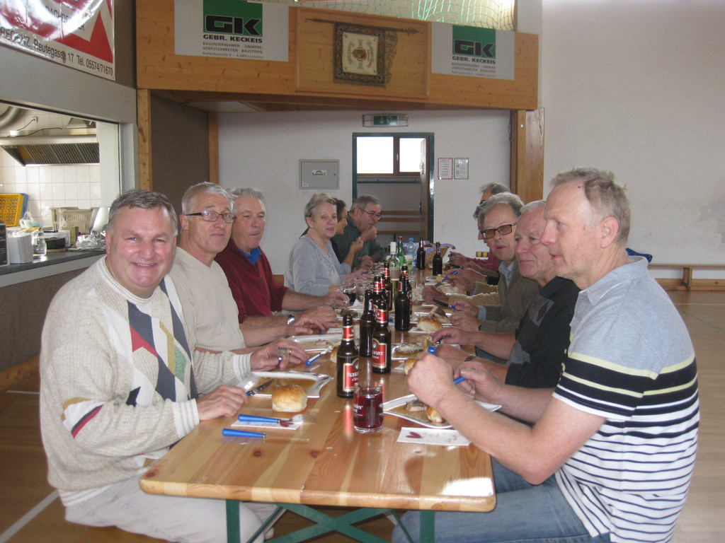 Weinfest  in der  Radlerhalle 2015 Bild 36.JPG